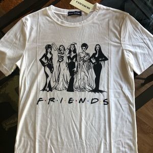 NWT Women of Horror Friends T-shirt
